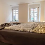 Fewomo - Moselzeit ! Exklusive Fuer Geniesser - Nah Am Schloss 리서