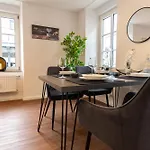 Fewomo - Moselzeit ! Exklusive Fuer Geniesser - Nah Am Schloss 아파트