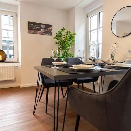 Fewomo - Moselzeit ! Exklusive Fuer Geniesser - Nah Am Schloss Apartmán